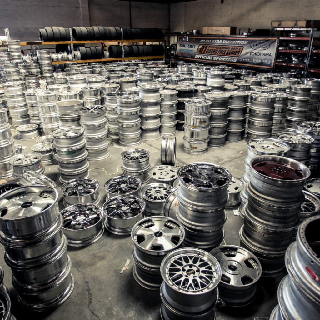 Склад автомобильных дисков