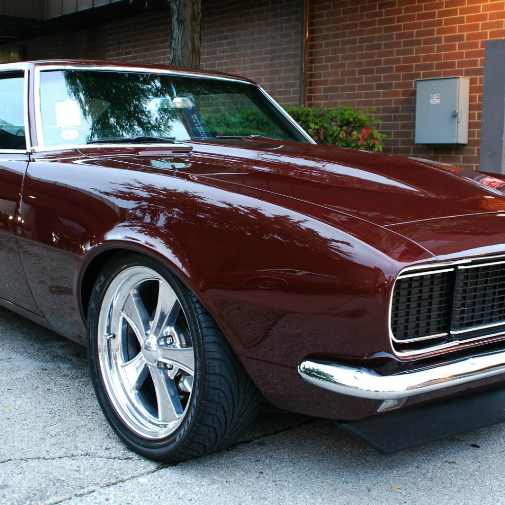 Мощный Chevrolet Camaro SS 1968