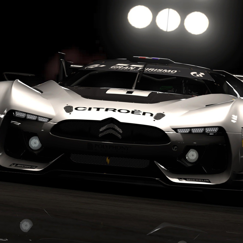 Серебристый Citroën Gran Turismo