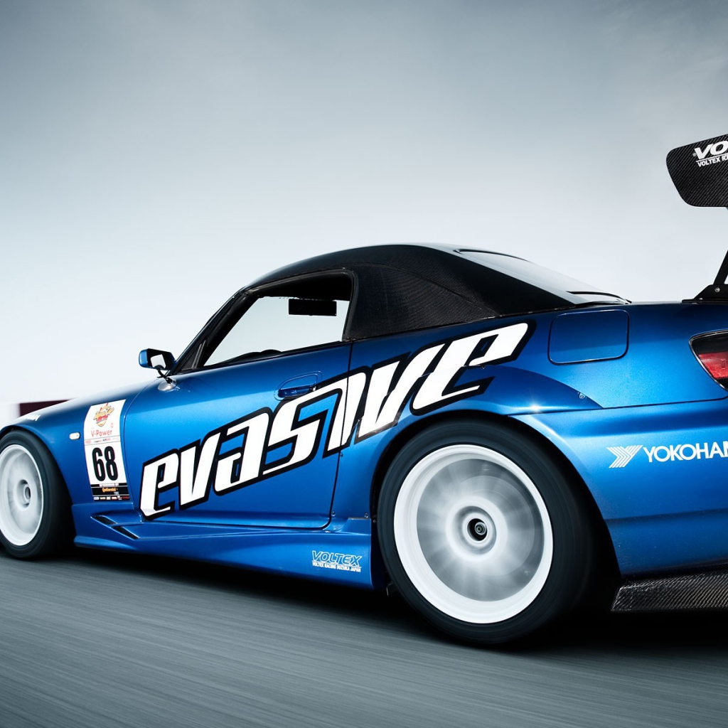 Спортивная Нonda s2000 со спойлером