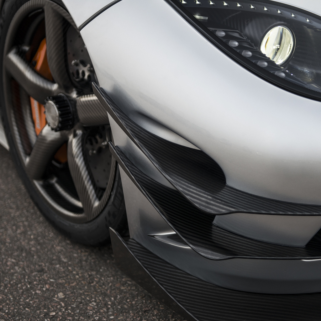 Фара автомобиля Koenigsegg Agera