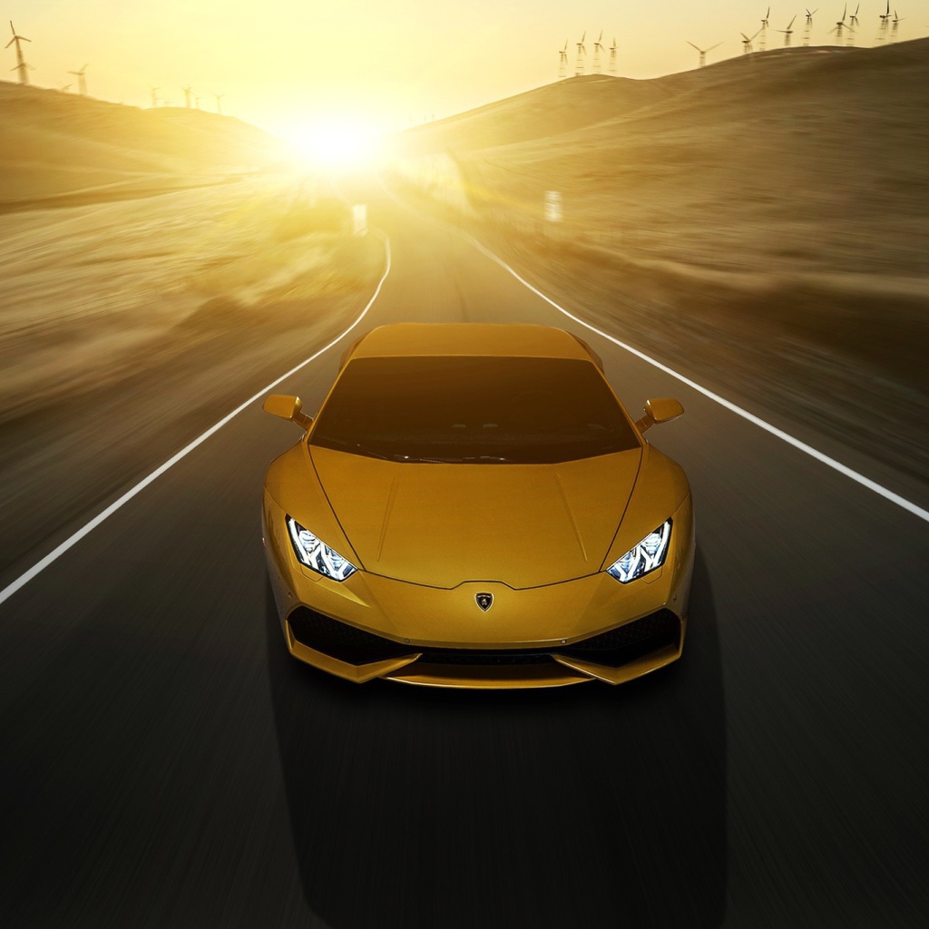 Автомобиль Lamborghini Huracan LP 610-4 на шоссе