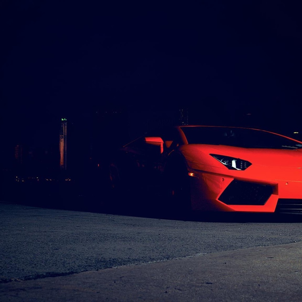 Красный Ламборгини во мраке