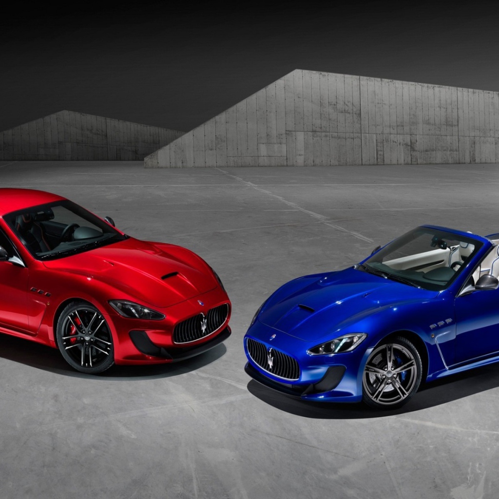 Два авто марки Maserati