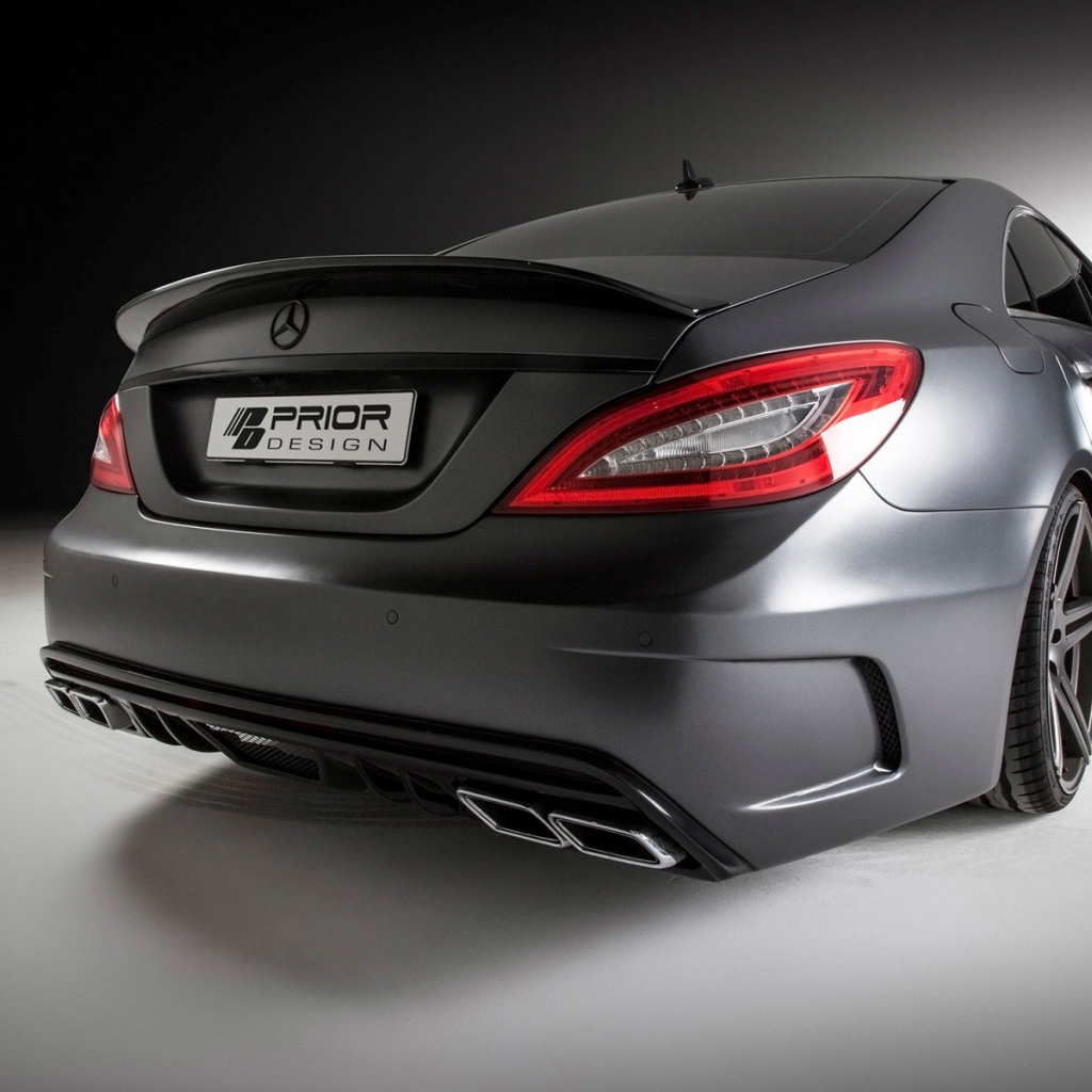 Вид сзади на Mercedes-Benz CLS PD550 Black Edition