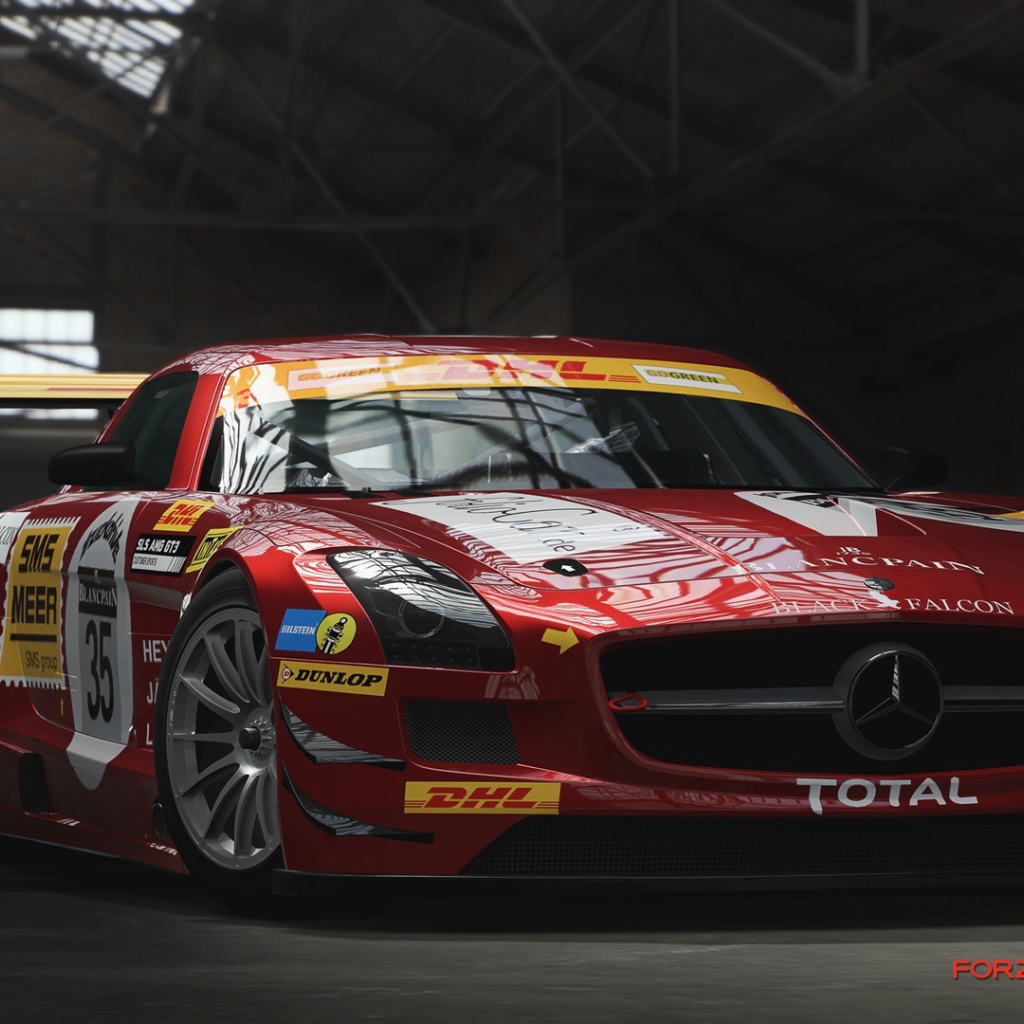 Наклейки на красном Mercedes-Benz