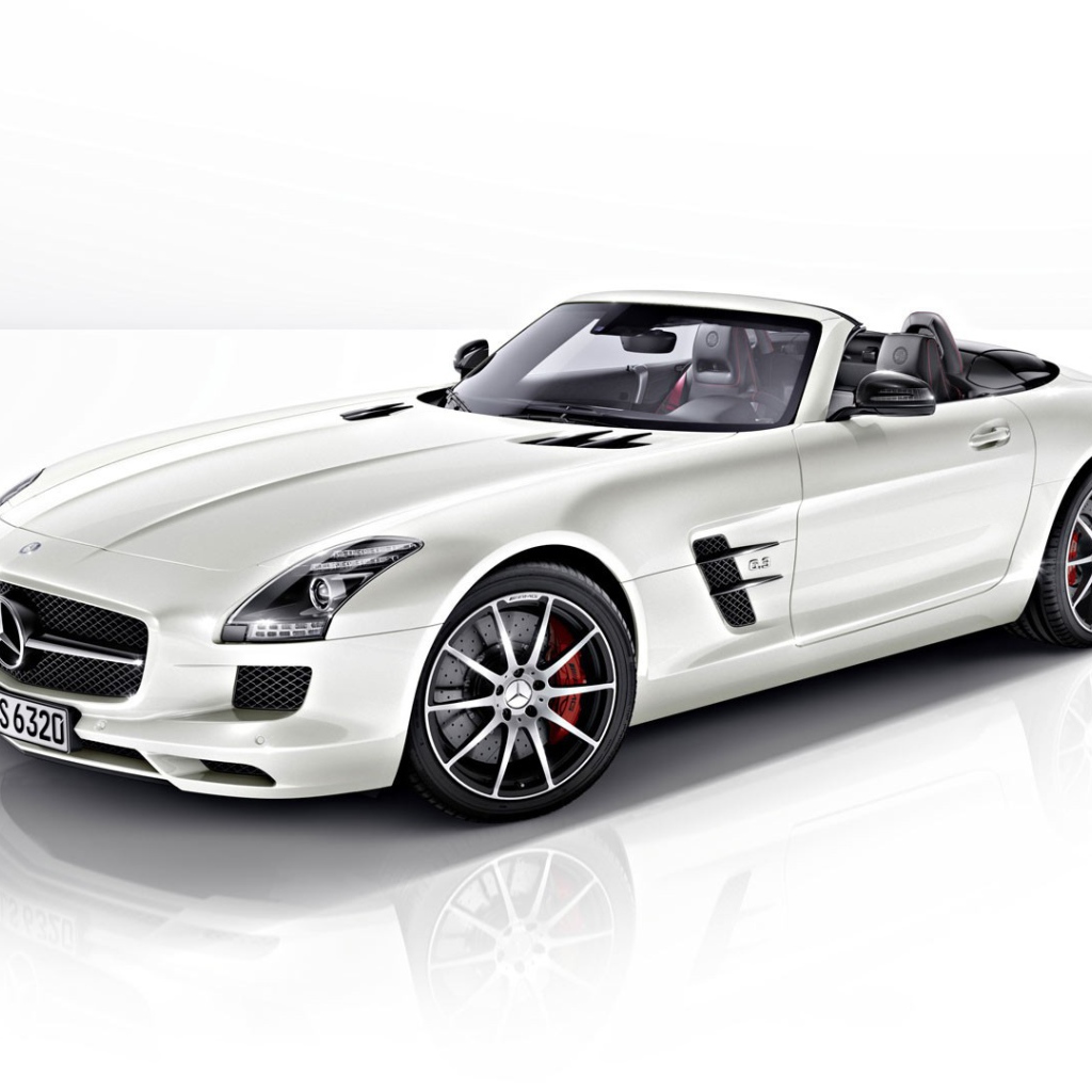 Белый Mercedes SLS кабриолет