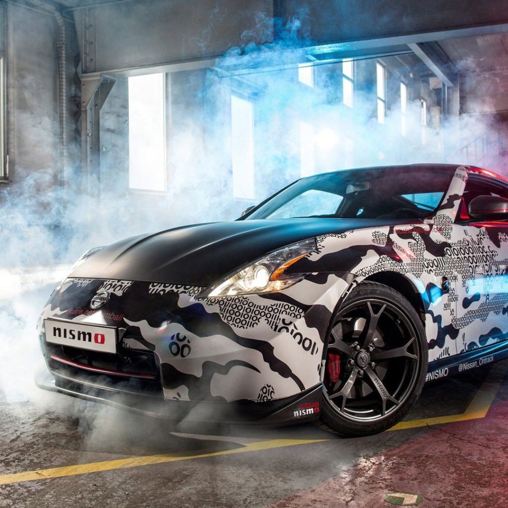 Креативная раскраска Nissan 370Z