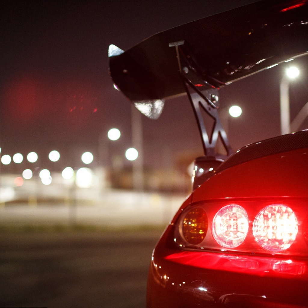 Стоп сигнал красной Toyota Supra