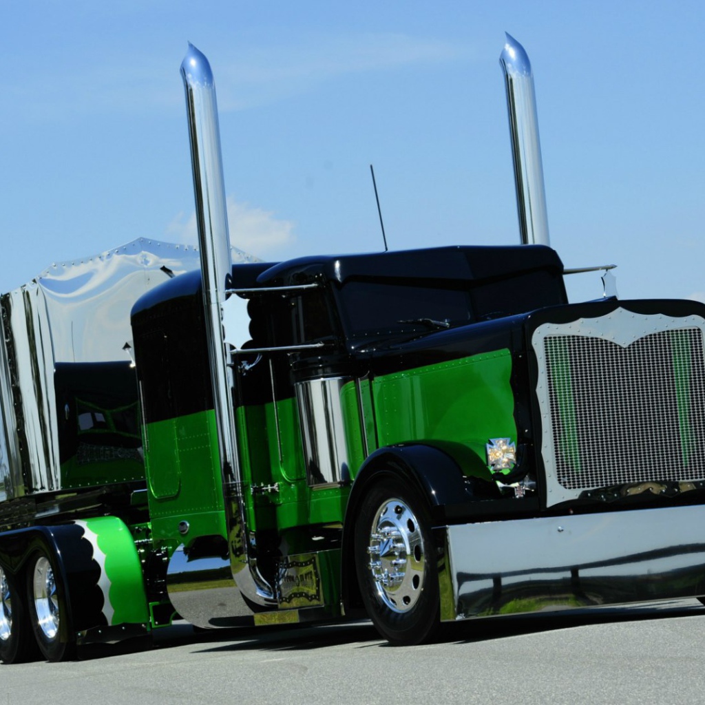 Американский грузовик  Peterbilt 379 EXHD