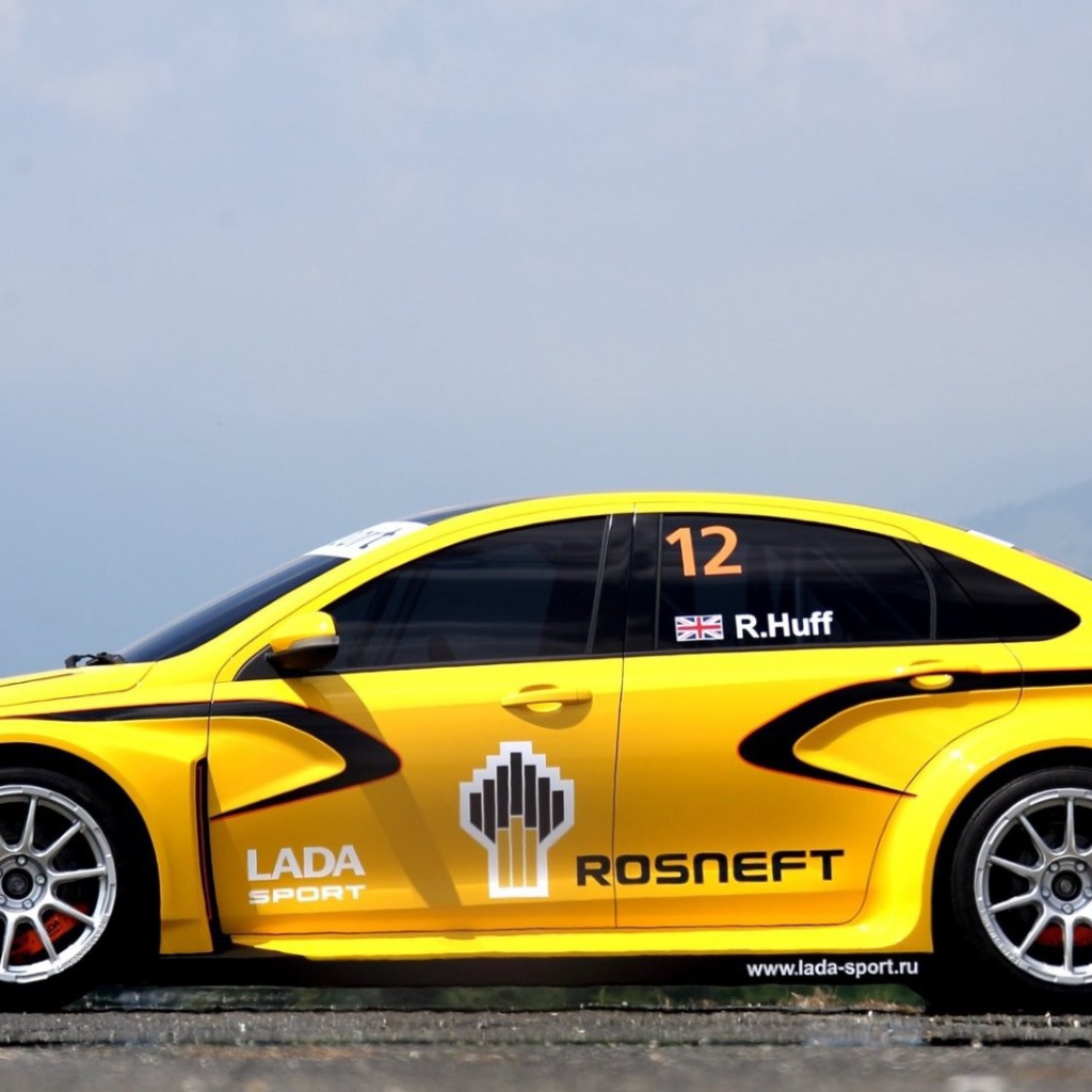 Российский автомобиль Лада Веста Спорт