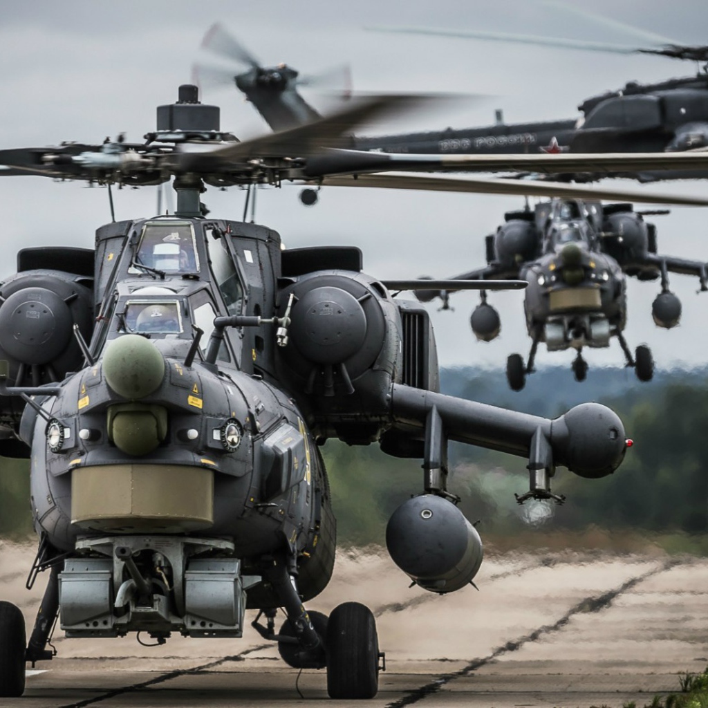 Пилотажная группа на Ми-28Н