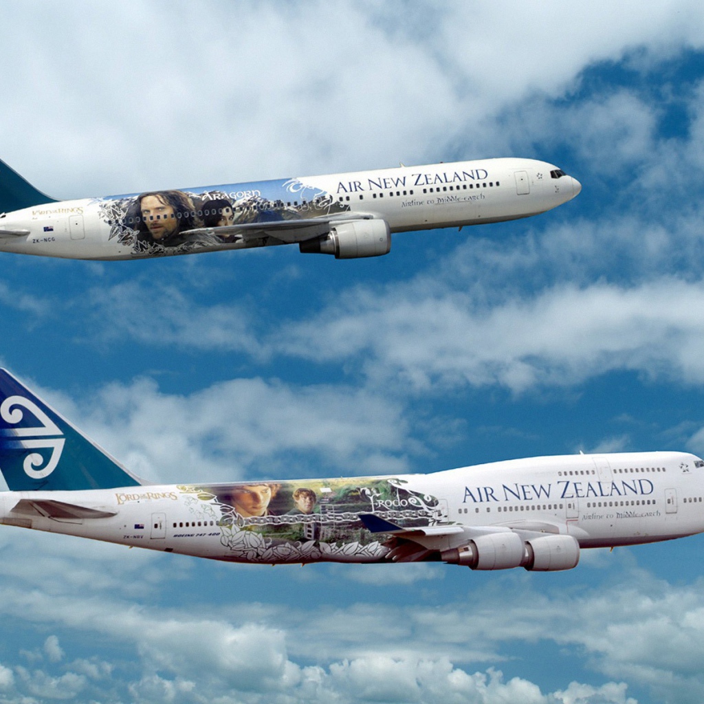 Самолеты в Новой Зеландии с кадрами из Властелина колец