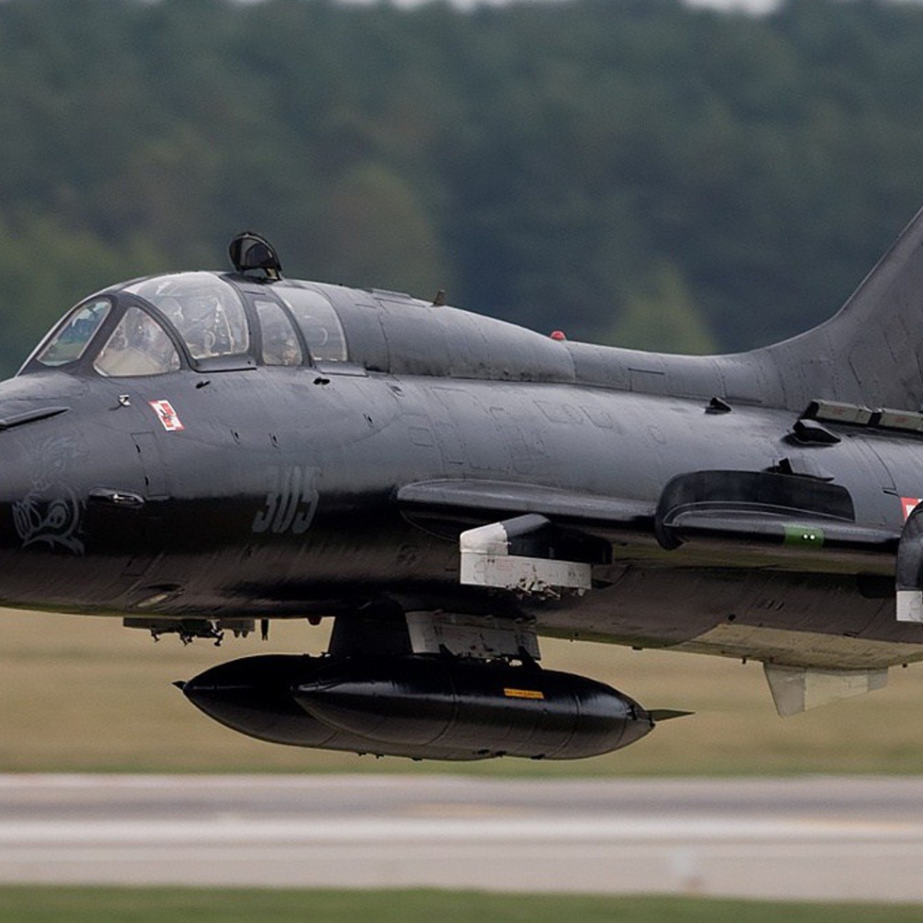 Черный самолет в Польских ВВС