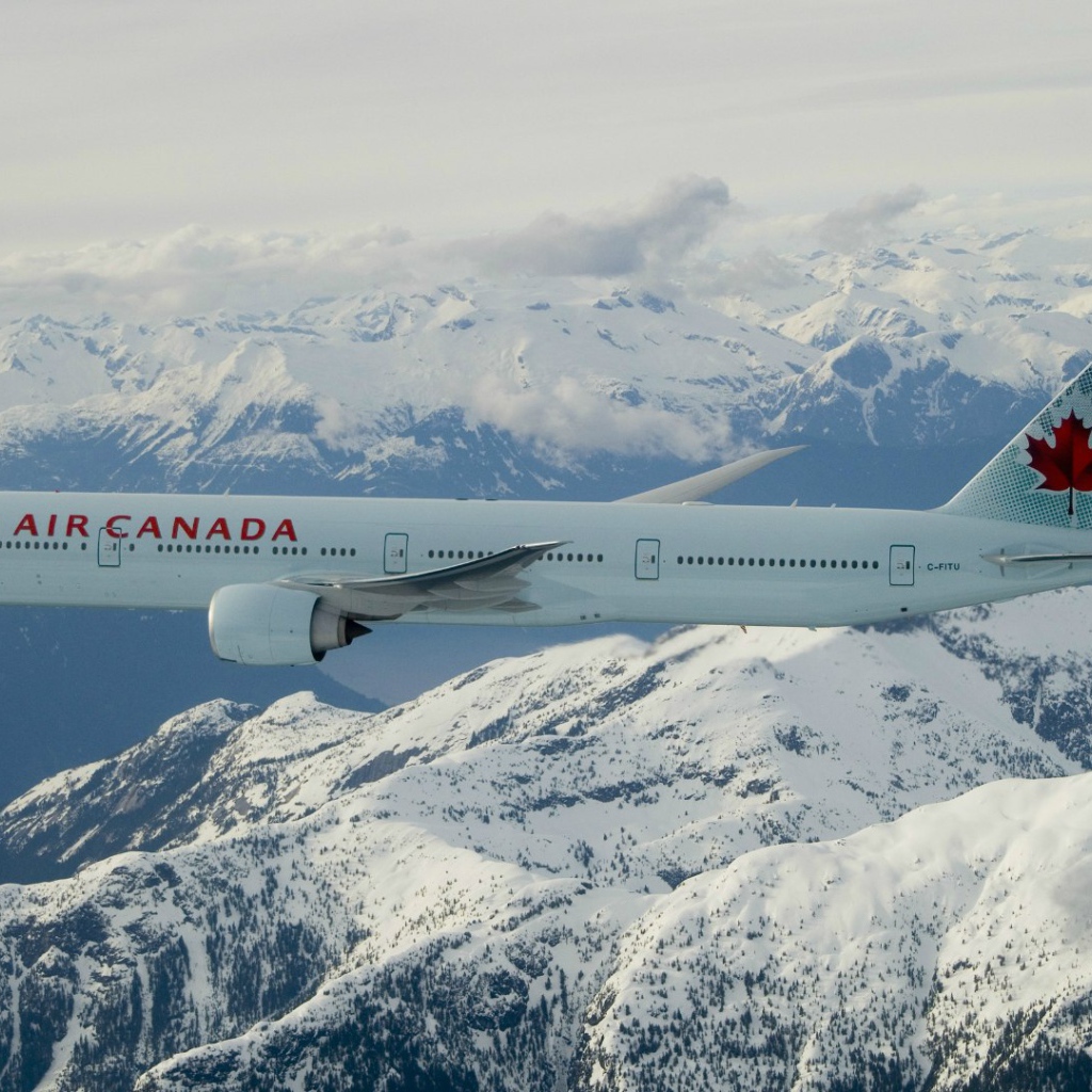 Самолет Канадских авиалиний