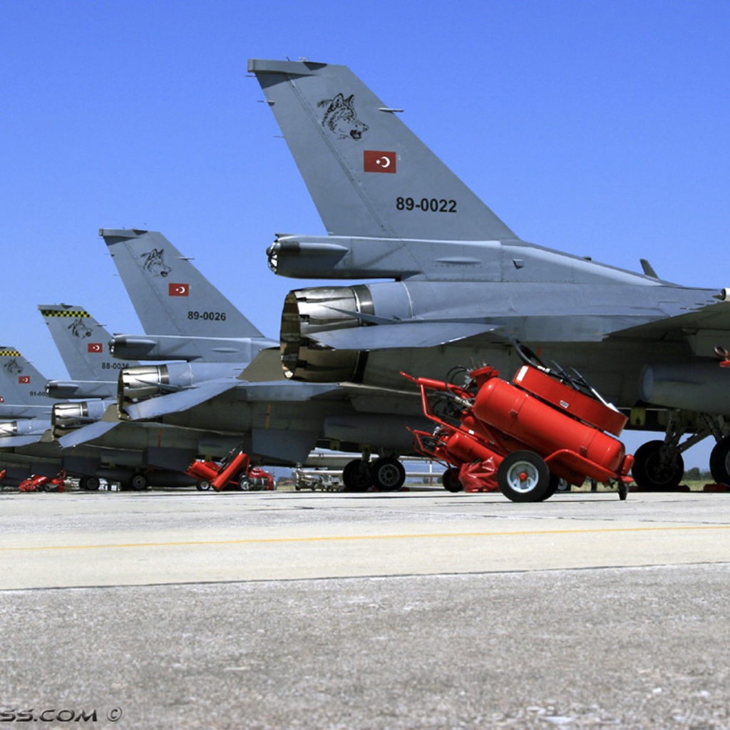 Самолеты F-16 в армии Турции