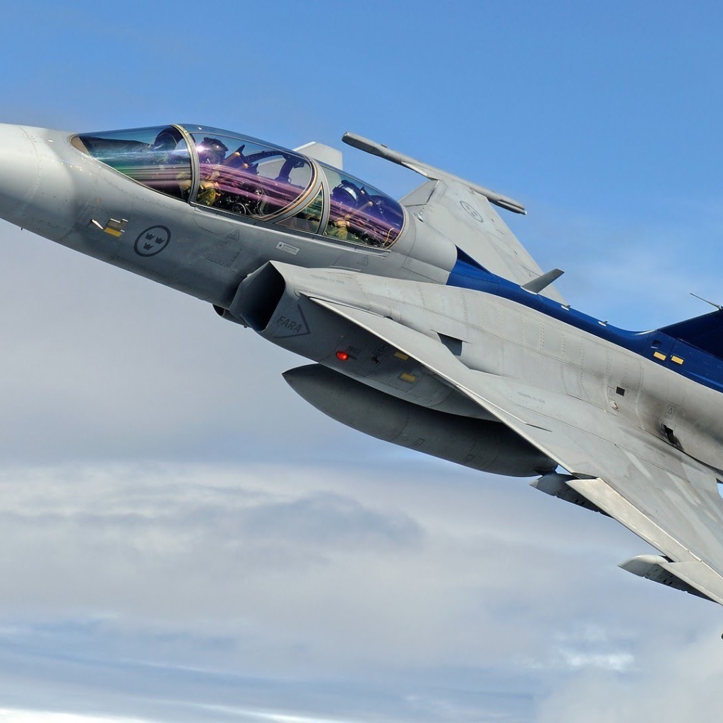 Военный самолет JAS-39 Gripen