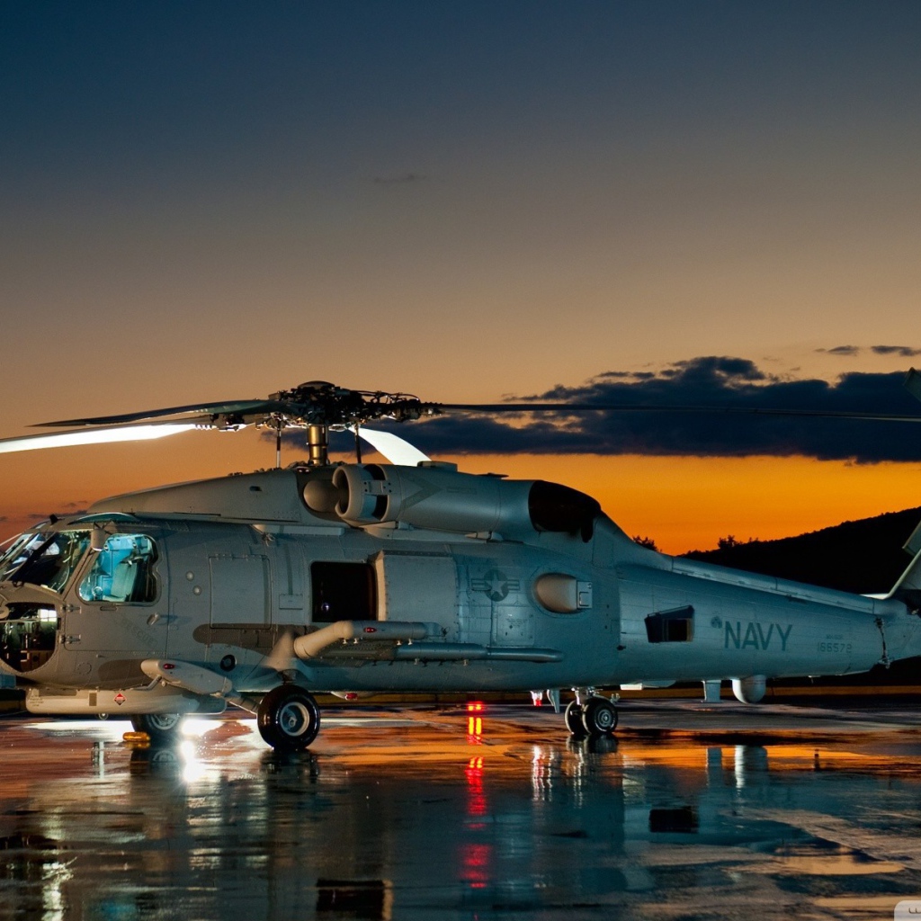 Военный вертолет Sikorsky UH-60 Black Hawk