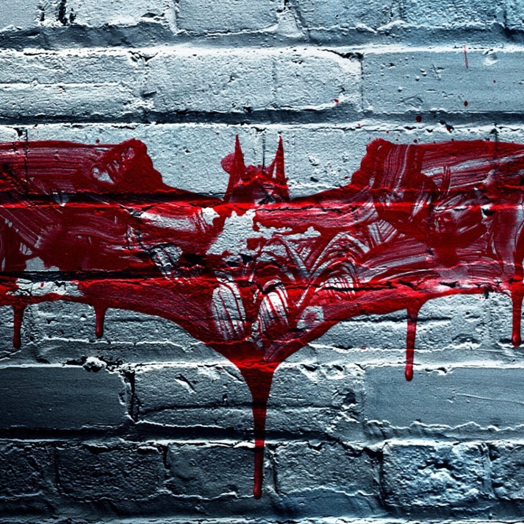 Кровавая летучая мышь на стене