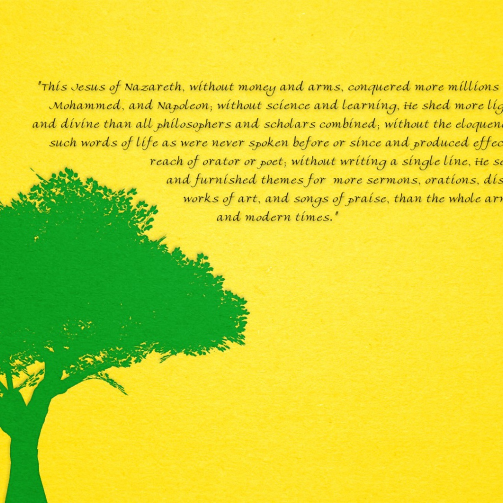 Зеленое дерево на желтом фоне