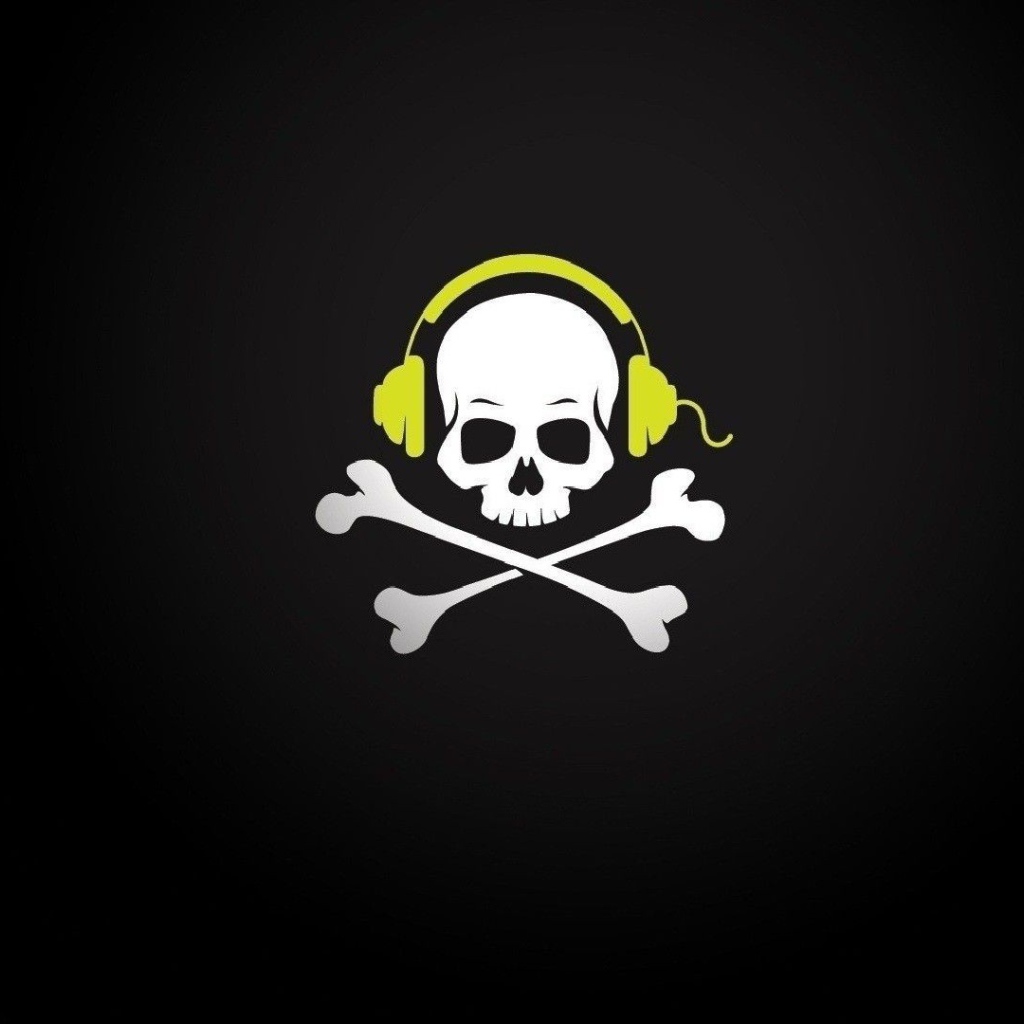Череп пирата в желтых наушниках
