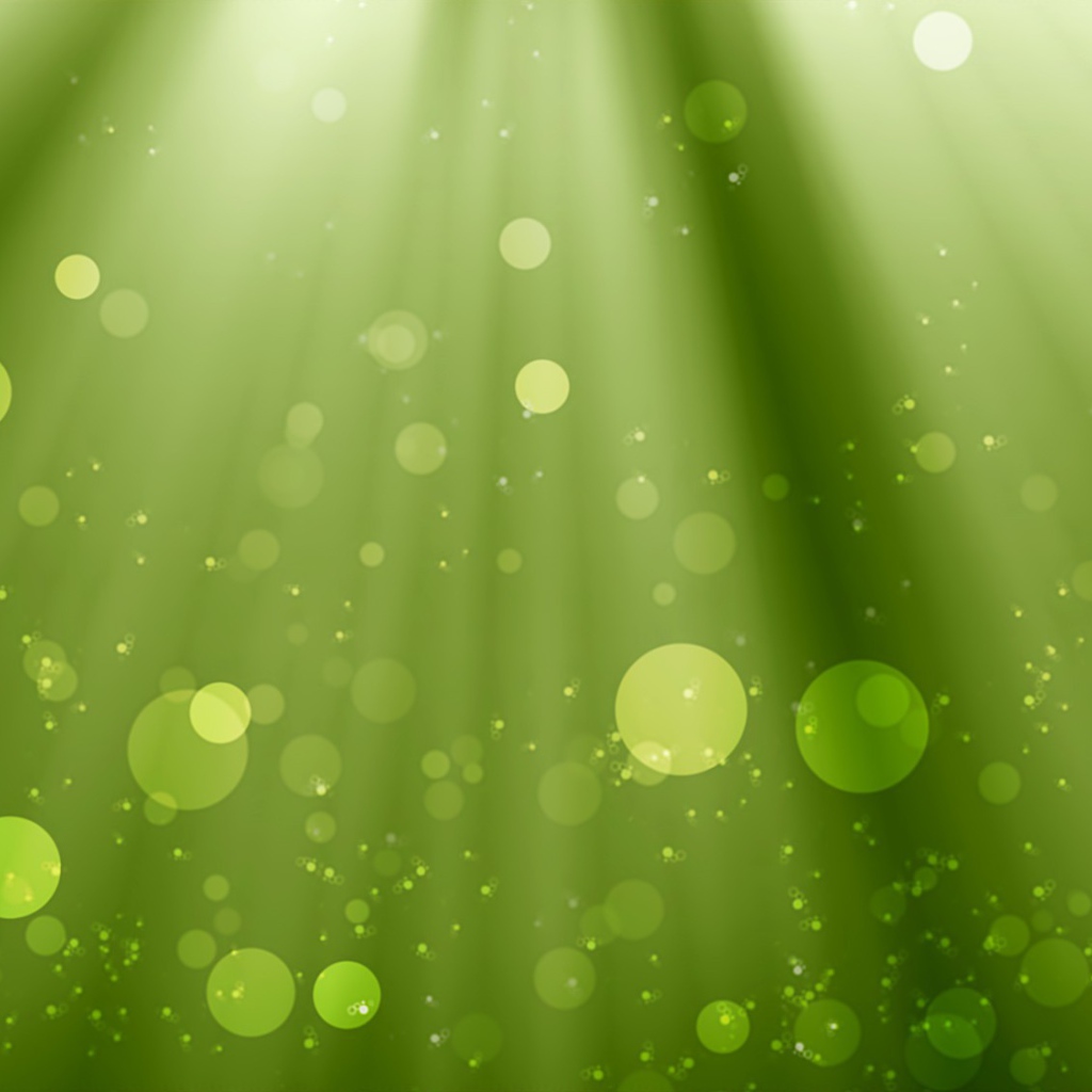 Лучи и блики в зеленой воде