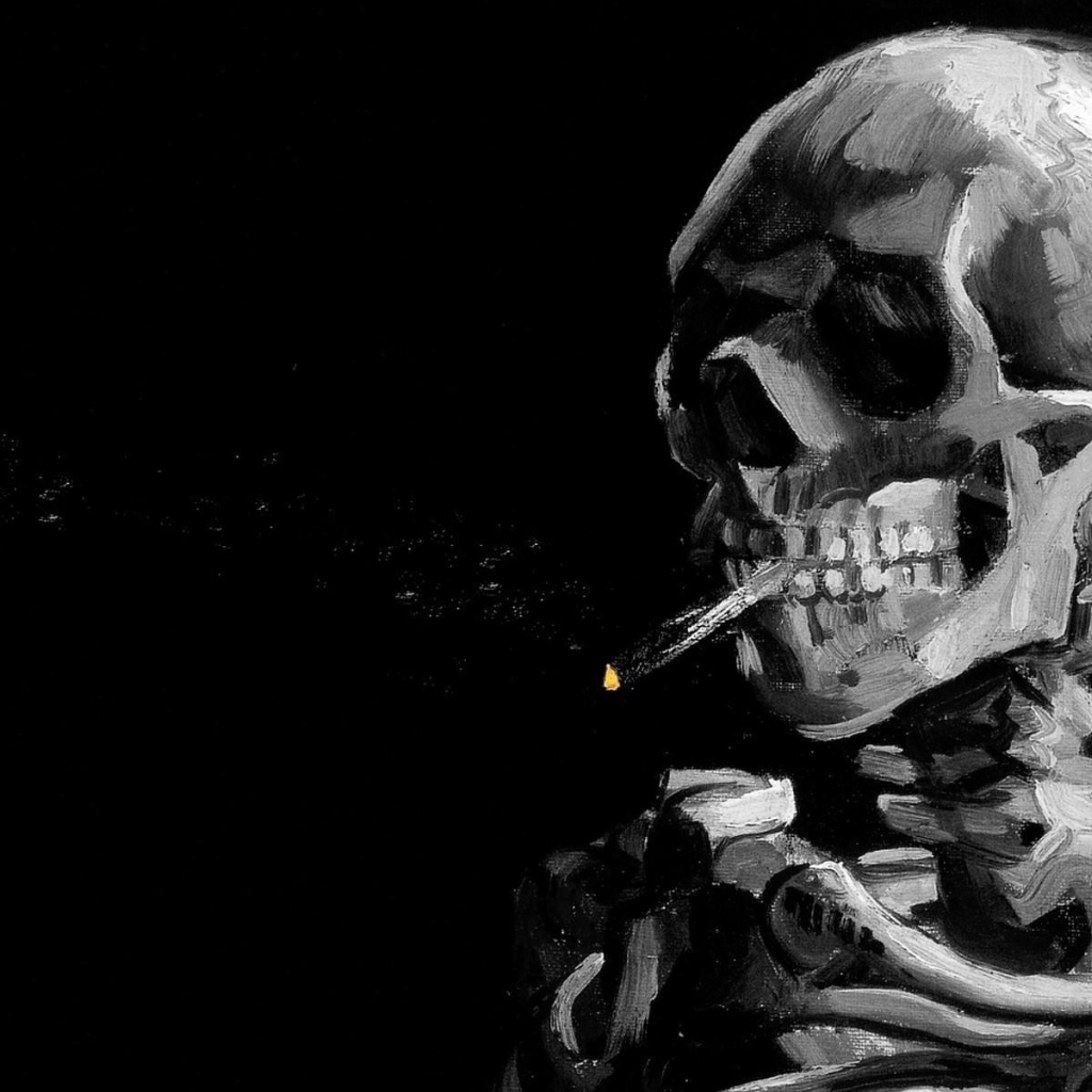 Скелет курильщика на черном фоне