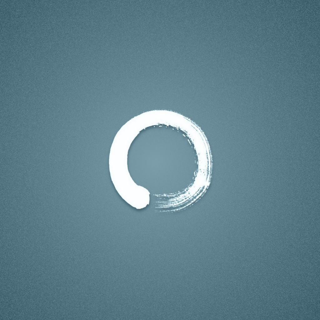 Белый круг на голубом фоне