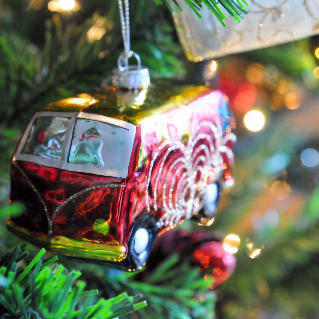 Елочная игрушка автомобиль