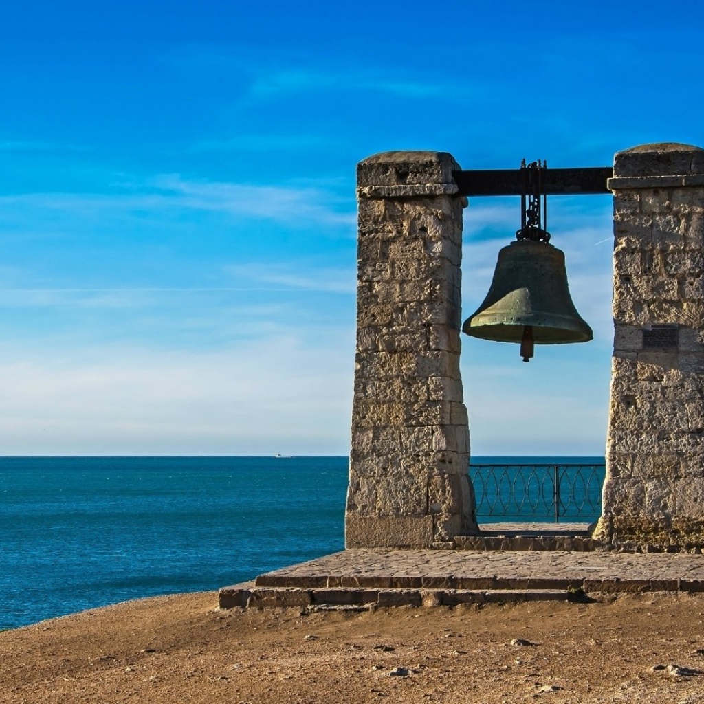 Колокол в Херсонесе, Крым