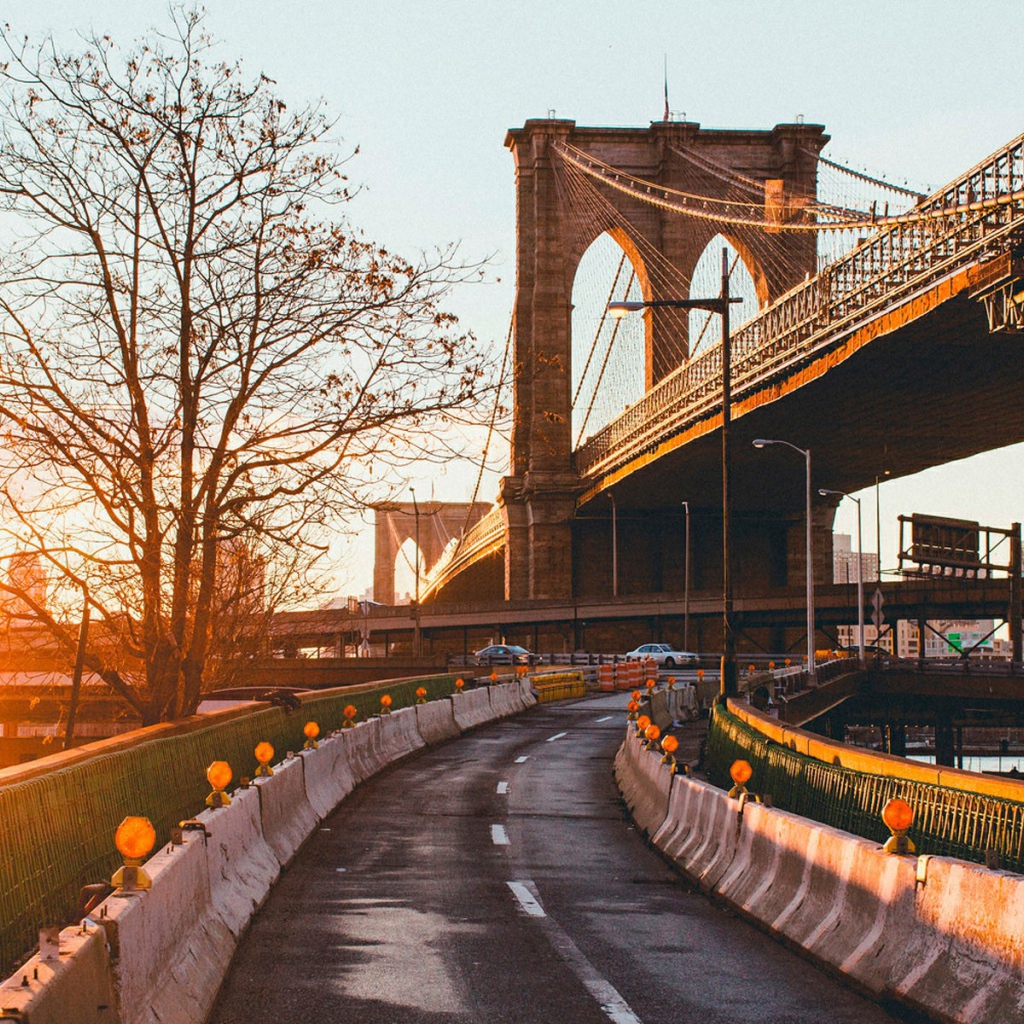 Бруклинский мост на закате