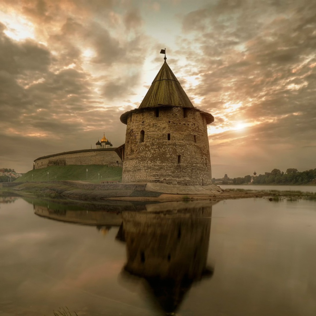 Крепость в Пскове Россия