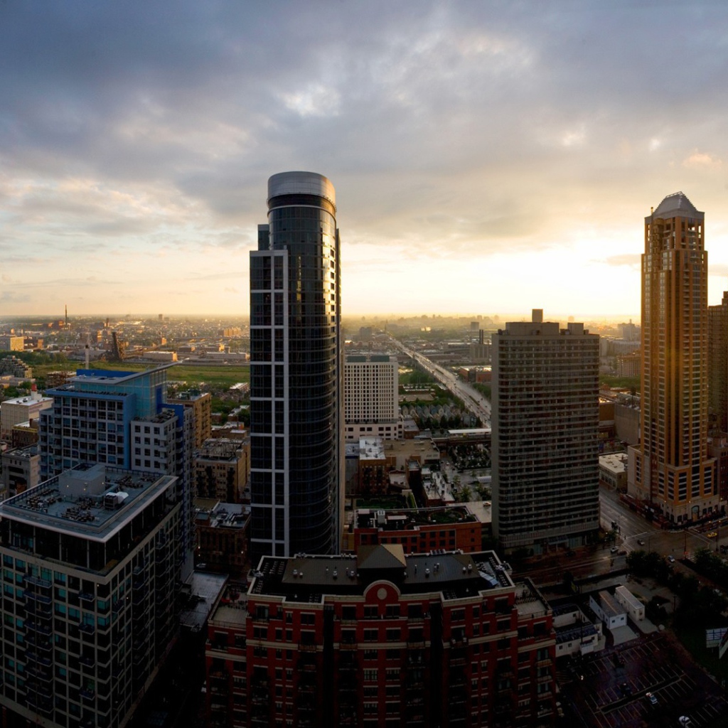 Строящийся и живой большой город