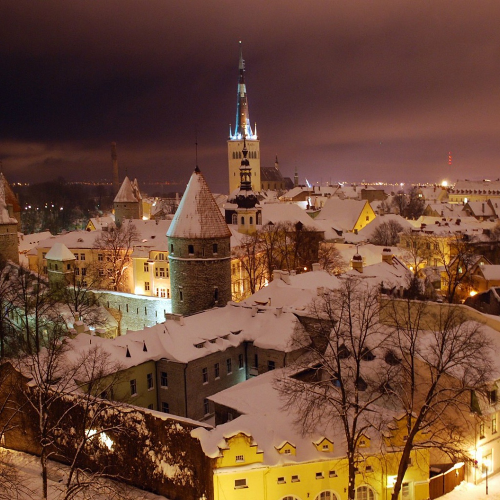 Вечерний город Таллинн