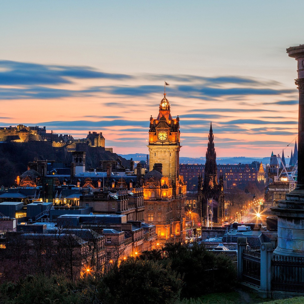 Вечер в Эдинбурге