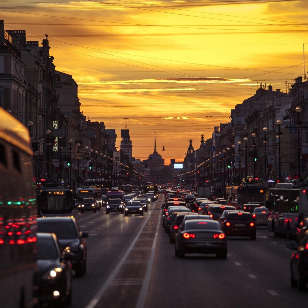 Вечерние пробки на улицах города