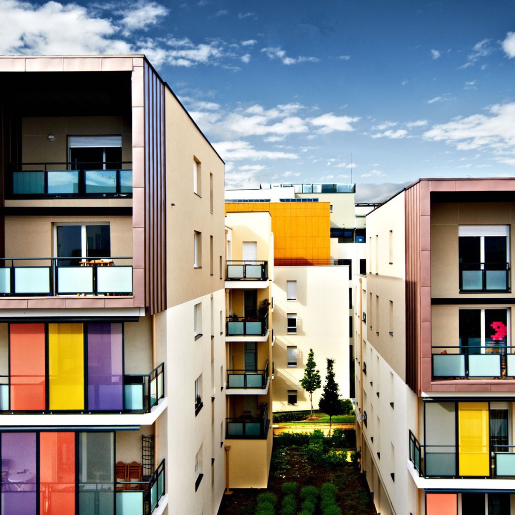 Дома в спальном районе города