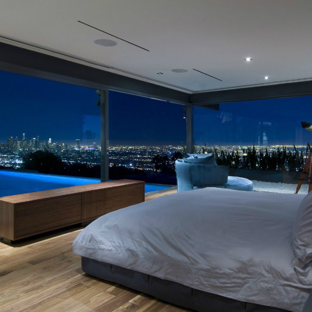 Роскошный особняк в Голливуде