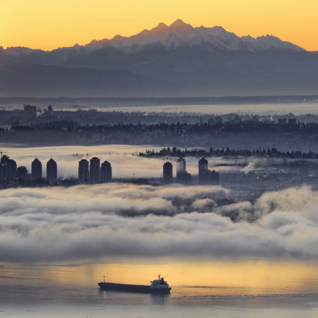 Утренний туман над Ванкувером
