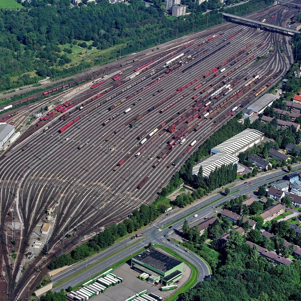 Фото сортировочной станции с высоты