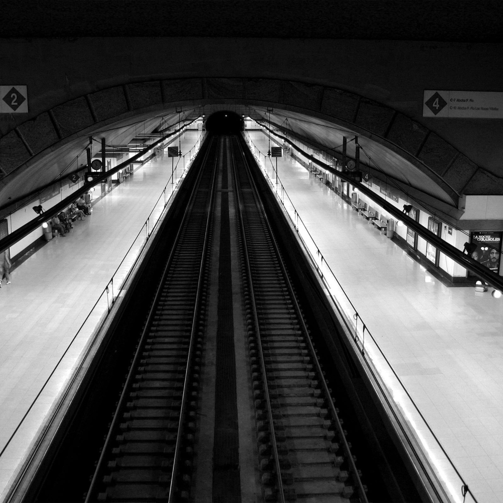 Фото платформы метро сверху