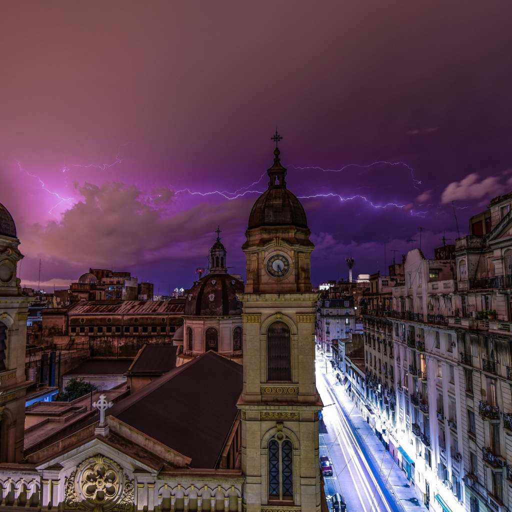 Ночной храм в Буэнос-Айресе