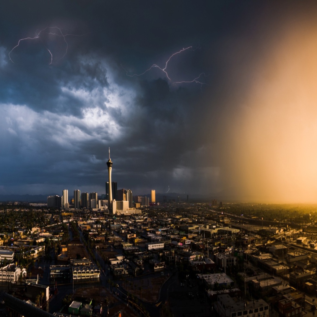 Гроза над Лас-Вегасом, США