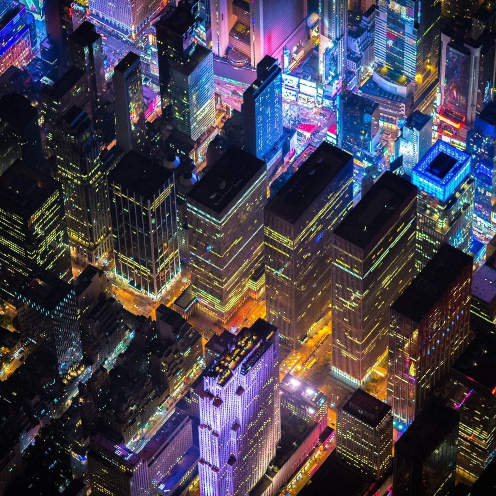 Вид на город в ночи