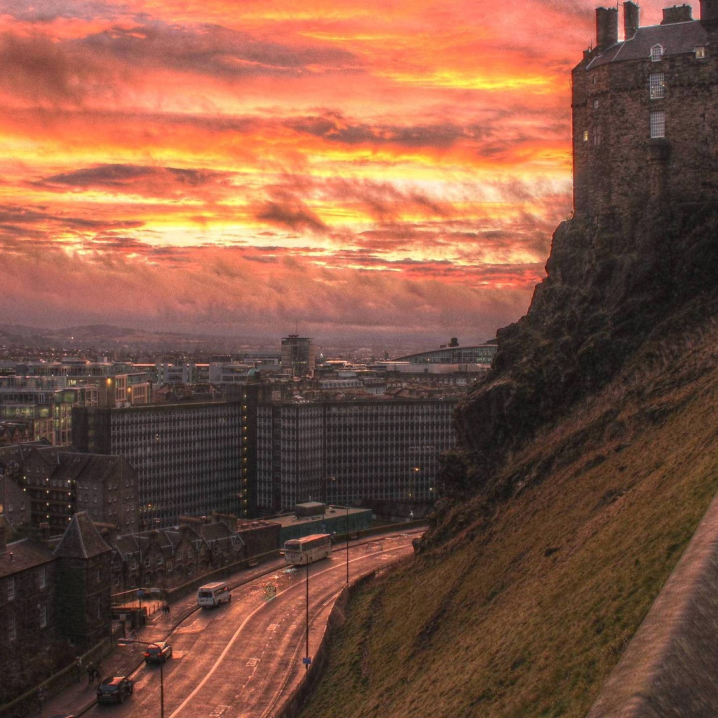 Вид на город с холма