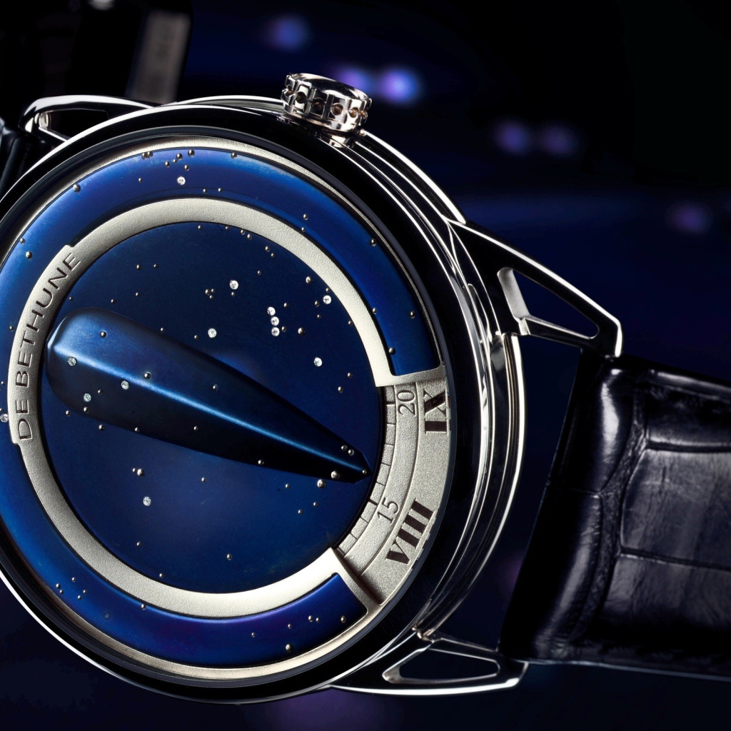 Дизайнерские часы с необычным циферблатом