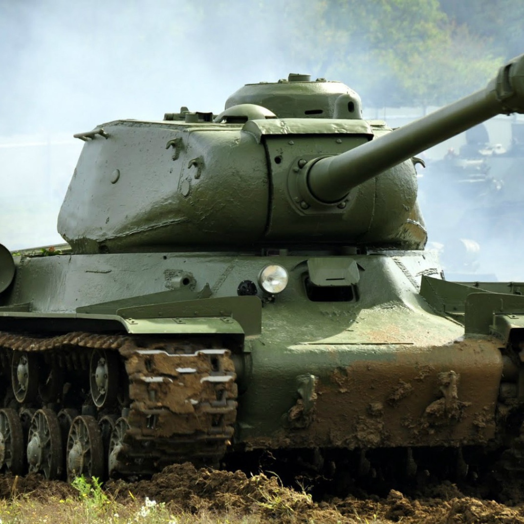 Тяжелый танк ИС-2 времен ВОВ