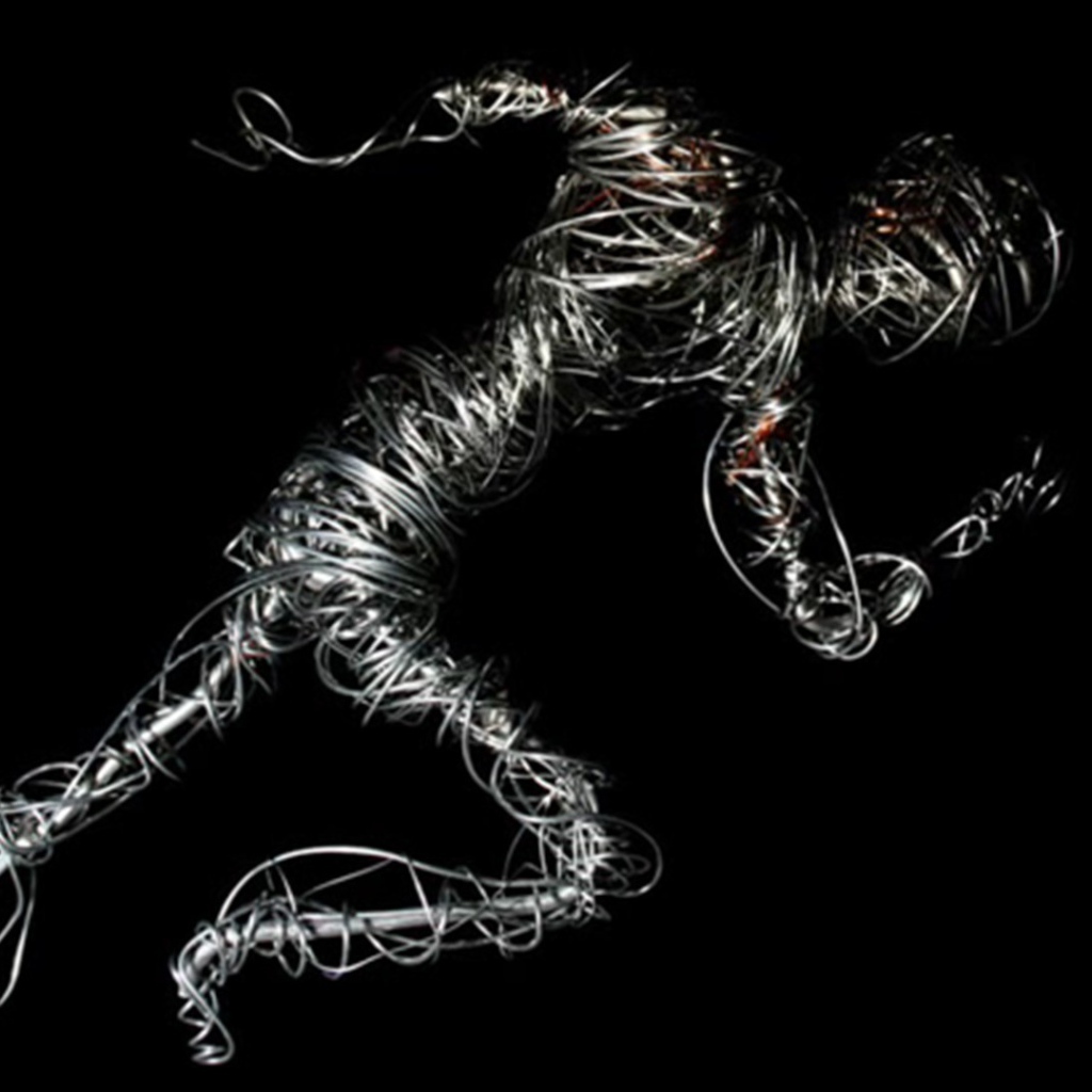 Фигура человека из проводов