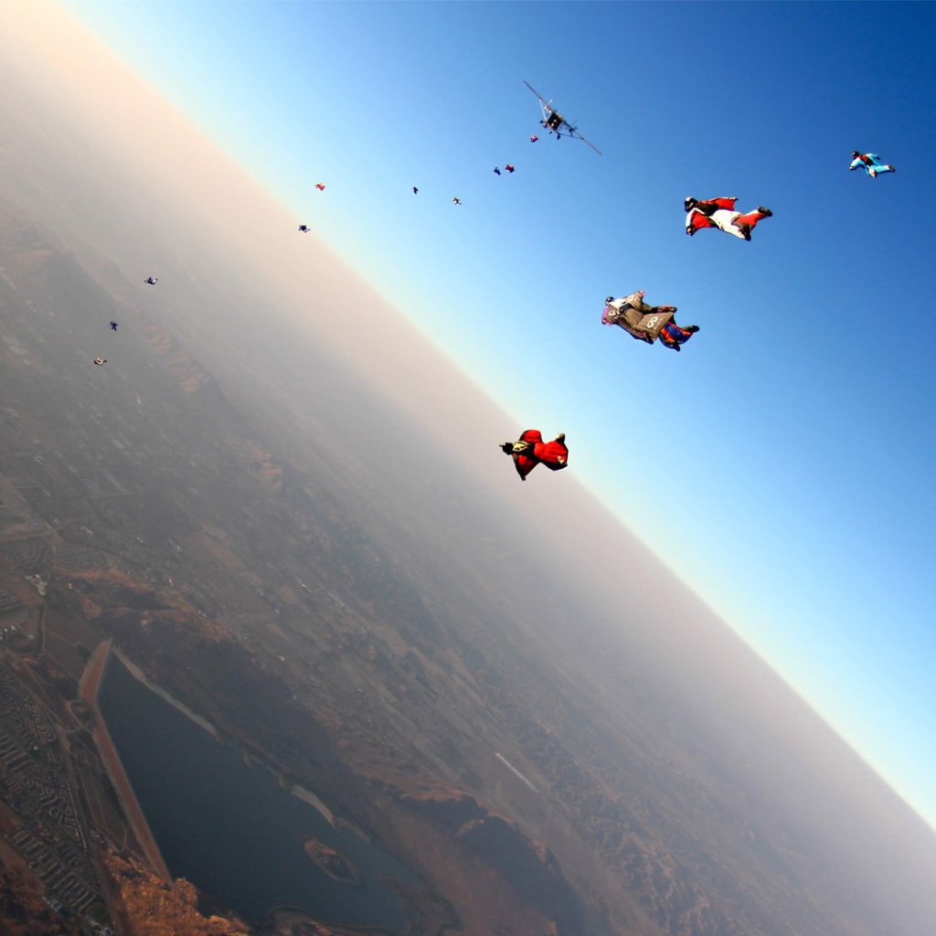 Прыгать с парашютом совсем не страшно