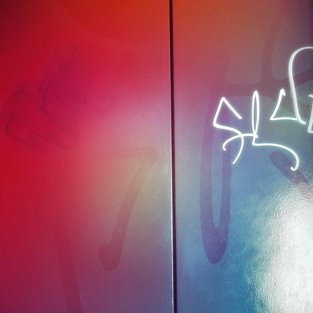 Дверь лифта